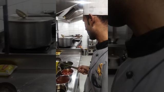 Red rice Mongolian style #viralvideo #food #streetcooking #video #viralreels #streetsfoods