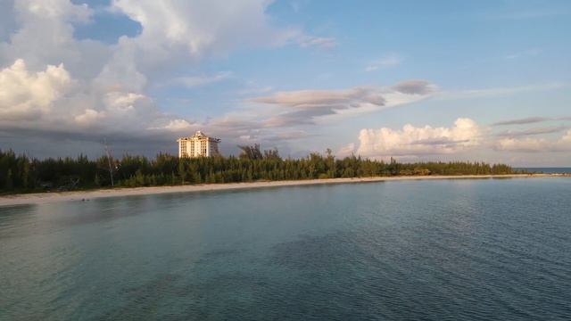 XANADU BEACH & MARINA PROPERTY смотреть онлайн