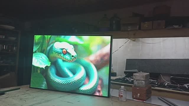 Видеоэкран 99х67х5 см Р5 RGB wi-fi.