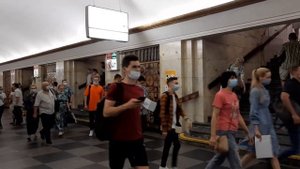 ЛЮДИ в МЕТРО КИЕВА 2021 Украина / KIEV Metro UKRAINE