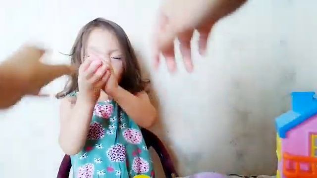 РАСПАКОВКА ДОМИКА ДЛЯ КИНДЕРОВ|SWEET JASMIN смотреть онлайн