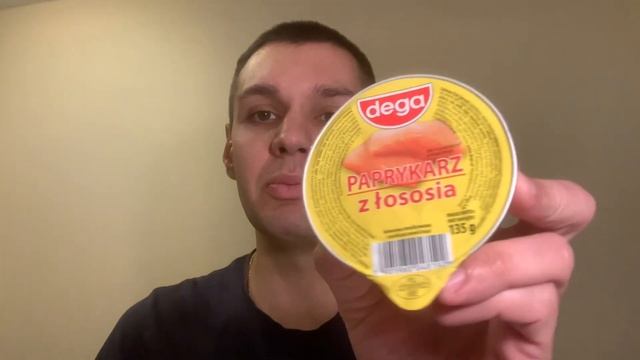 Пробую Польскую еду. Paprykarz z łososiem. Полициальная школа Żak.