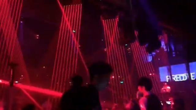 Линейный лазерный массив P08R500 смотреть онлайн