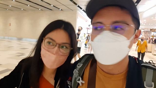 SINGAPORE VLOG DAY 1: Immigration experience, Jewel Changi, Kampong Glam, Haji Lane, Little India смотреть онлайн