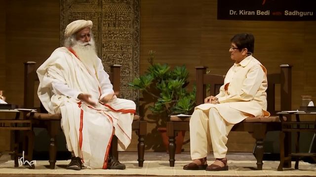 India SWOT Analysis Part 2 - Opportunities and Threats - Dr. Kiran Bedi with Sadhguru