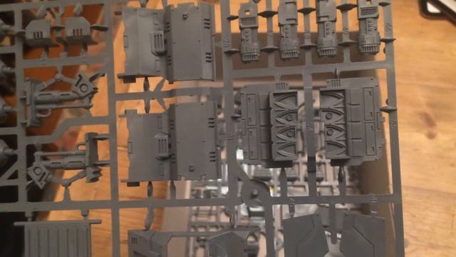 Unboxing Space Marine Stormraven Gunship. Warhammer 40k смотреть онлайн