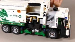 LEGO Designer Reviews LEGO Technic 42167 Mack LR Electric Garbage Truck  @grohl666 #mack #technic
