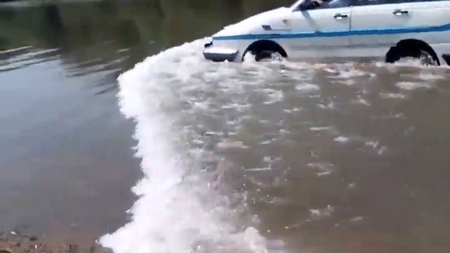 Амфібія Жидачів Дельфін-2 смотреть онлайн