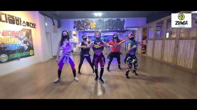 Mega mix74 Zumba /Cumbia bonita / 줌바댄스 /따라하기 /zumbadance/유산소운동 /살빠지는 춤 смотреть онлайн