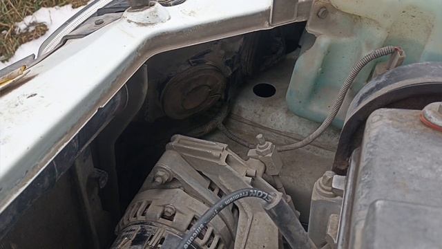 замена ламп габаритов и заглушек передних фар,LADA KALINA! смотреть онлайн