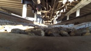 RailWay. Camera Under Train 3ES5K Runs Over My Camera / Электровоз 3ЭС5К. Камера под поездом