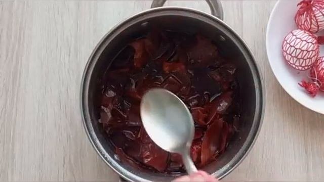 Крашу яйца только так. #какпокраситьяйцакрасиво