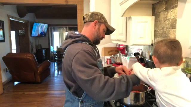 Homemade Elk Chili Recipe (Even the secret details) смотреть онлайн