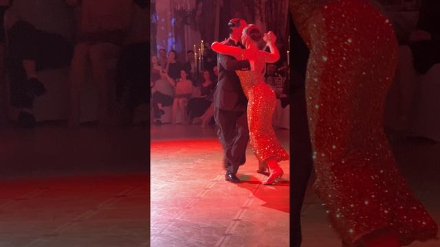 Jhonny Carvajal  Suyay Quiroga. Выступление на Фестивале танго La Boca 2025.