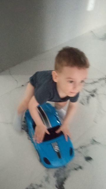 это мой братик