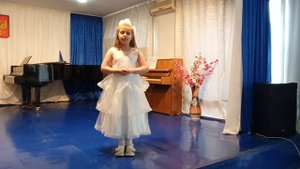 Исполнитель Шабадаж Кира, 7 лет, Музыка и слова А .Абелян "Хомячок ", Преподаватель Ноздрачева М.C.