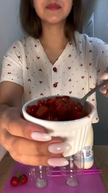 Молочный коктейль с клубникой 🍓🍓🍓