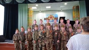"Стоит на страже армия страны" Л.Горцуева