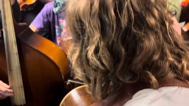 Billy Strings & Wyatt Ellis - 2023 SPBGMA Jam - Road to Columbus смотреть онлайн