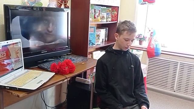 Трифонов Сергей читает отрывок Жмак В. "Девятаев. Из фашистского ада в небо"