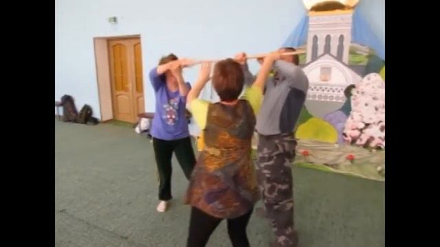 Игра с оружием 3 человека смотреть онлайн