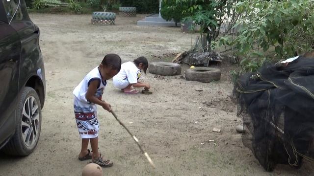 Bola dipukul , Mobil yang Hancur смотреть онлайн