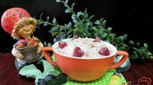 Овсянка с малиной