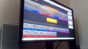 ОТКРЫЛ 100 КЕЙСОВ В КЕЙС СИМУЛЯТОРЕ И ВЫБИЛ НОВЫЙ НОЖ!