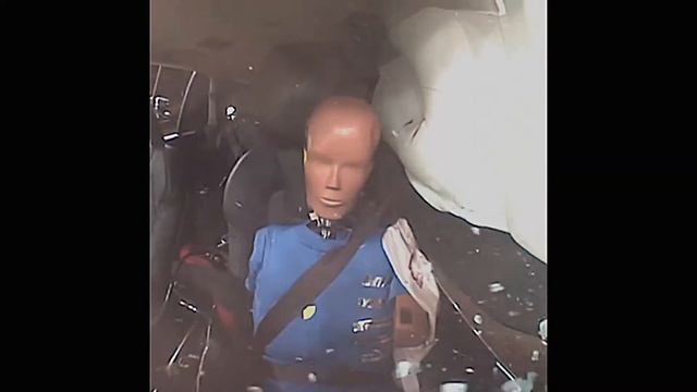 Volvo XC90 Safety смотреть онлайн