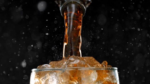 Odkryj nową Coca-Cola Lime! | #BadzLimonka #TasteTheFeeling смотреть онлайн