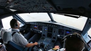 Cockpit view | Ural Airlines | A-321NEO fly from Ekaterinburg to Hefei Xinqiao International Airpor