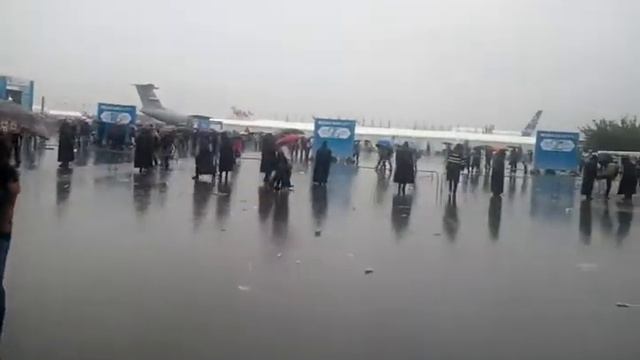 МАКС-2013 как я возвращался домой с Авиашоу (31 августа) смотреть онлайн