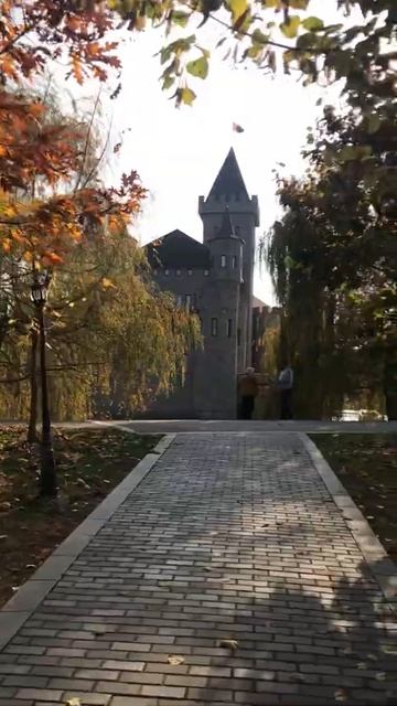 Замок Шато Эркен смотреть онлайн