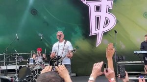 7Б - Есть город на Неве