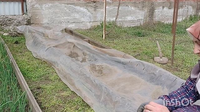 //У нас Сегодня Генеральная уборка по двору и посадка в огороде// смотреть онлайн