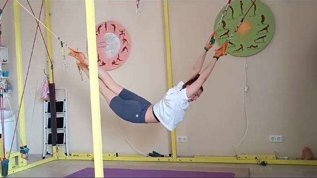 Занятие в Студии Мари Лари на славянском тренажере ПравИло