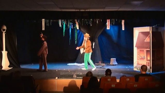 Народный театр "Маски" К. Драгунская "Вверх тормашками" (режиссёр Юлия Никитина)