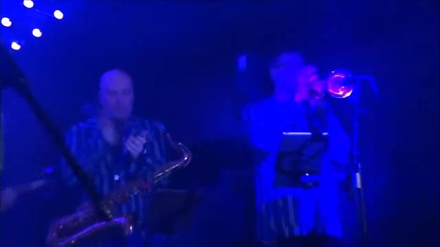 Emily Capell - Ipso Calypso @ Camden Assembly, London 28/02/19 смотреть онлайн