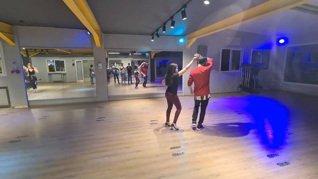 Salsa for beginners - Part 17 : Partner work смотреть онлайн