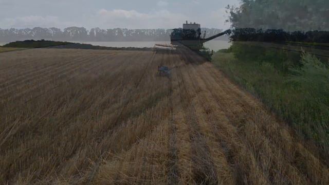 Знаменитые комбайны родом из 90х.:Енисей 1200, Нива Ск-5 .