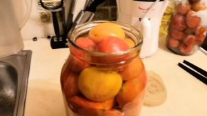 Простой рецепт засолки помидоров