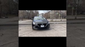 Mazda axela чёрная 2014г