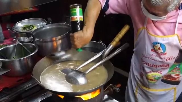 Bangkok Street Food Ancient Wok Master in Chinatown