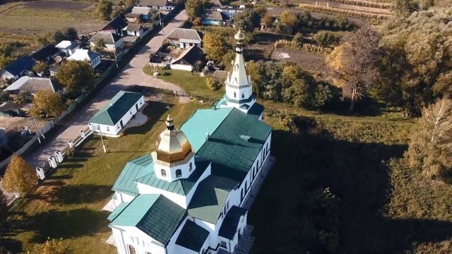 Гарні краєвиди Чернігівщини. Георгіївський храм в селі Липів Ріг.