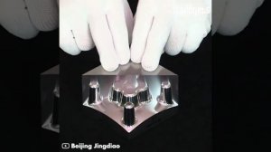 Компания Jingdiao дeмонстрирует результaт точности их машин для метaллообработки.