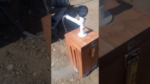 Аппарат для изготовления сухого льда.