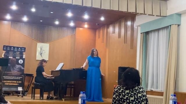 Н. Николаевский                                              «Под дугой колокольчик поёт»