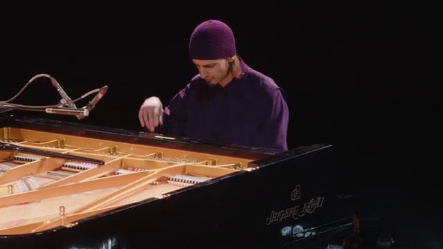 Пассакалия Исполняет Монах Авель - (Гендель_Хальворсен)