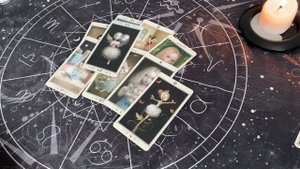 ⚜️ГОТОВ ЛИ ОН МЕНЯТЬСЯ РАДИ МЕНЯ?💝⁉️💕| Общий расклад таро