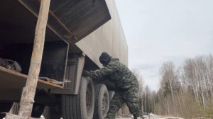 Замена шпилек в дороге. Что в паллетнике!?